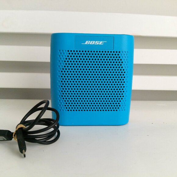 BOSE SoundLink Color Bluetooth Portable Speaker BLUE - Picture 6 of 9